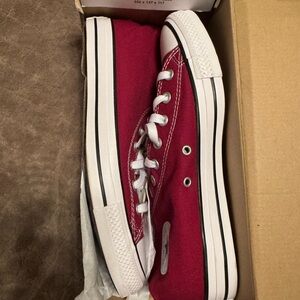 Converse unisex chuck taylor NEW